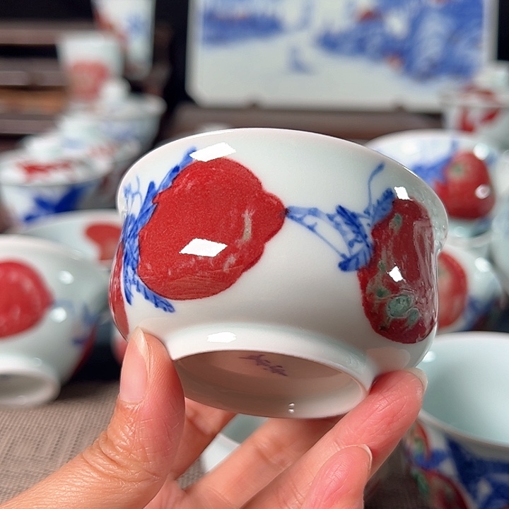 杯原矿青花釉里红瓷器