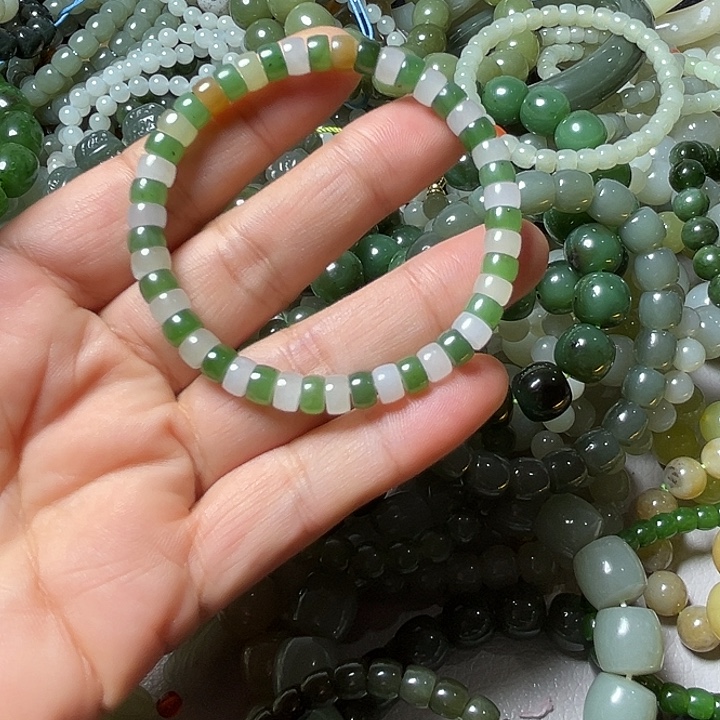 和田玉未镶嵌手串6