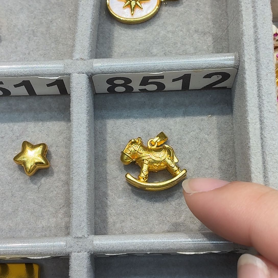 铜合金8512强保色发 1 个壹笔壹吊坠