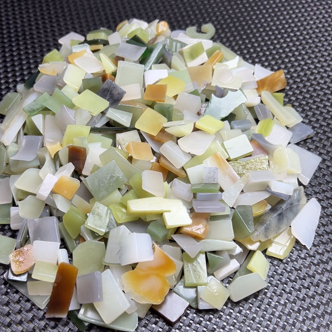 我***)和田玉（糖玉）未镶嵌珠宝半成品