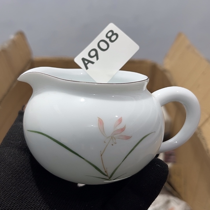 茶具默认微瑕瓷器、茶具、壶、摆件，介意勿拍 