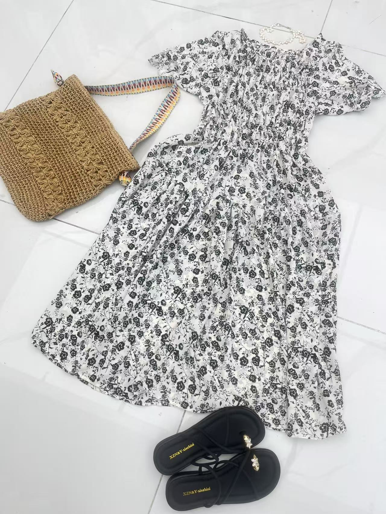 【傲傲精选】小碎花束腰显瘦连衣裙