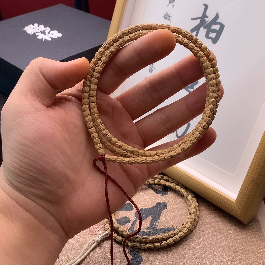 柏香籽/百香籽吊坠方块直筒鬼脸