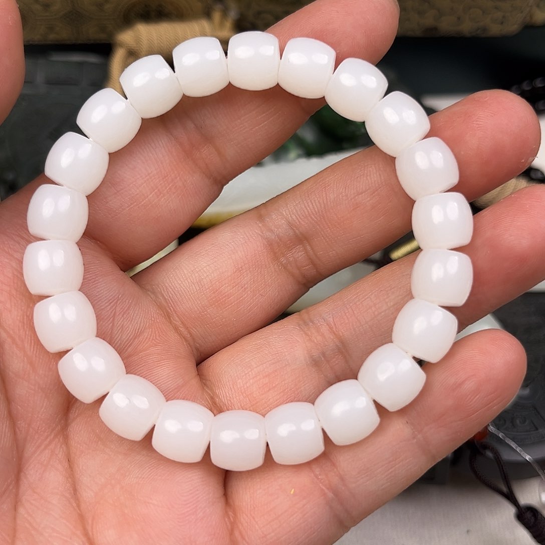 和田玉手链未镶嵌