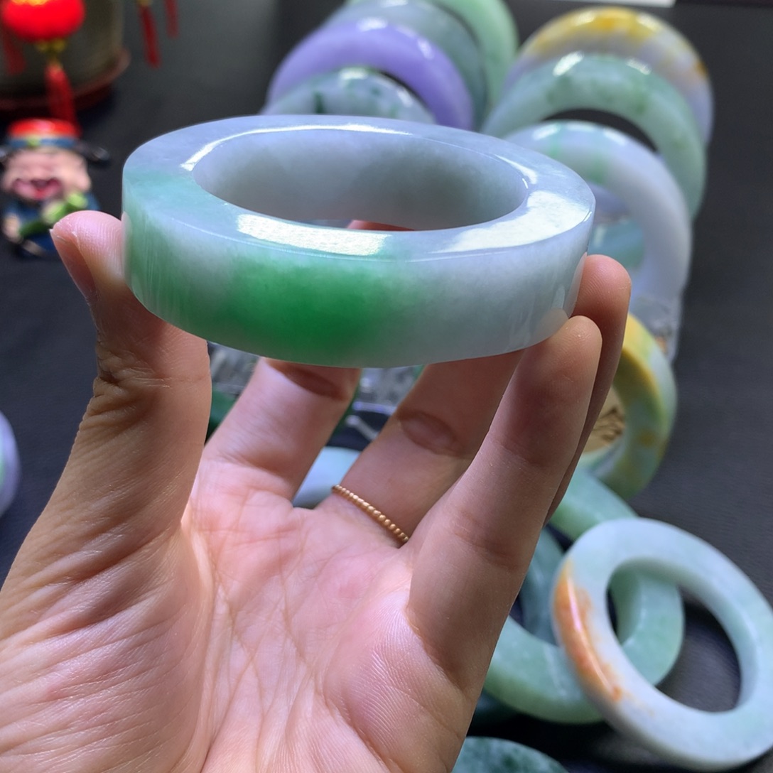 未镶嵌翡翠定制翡翠