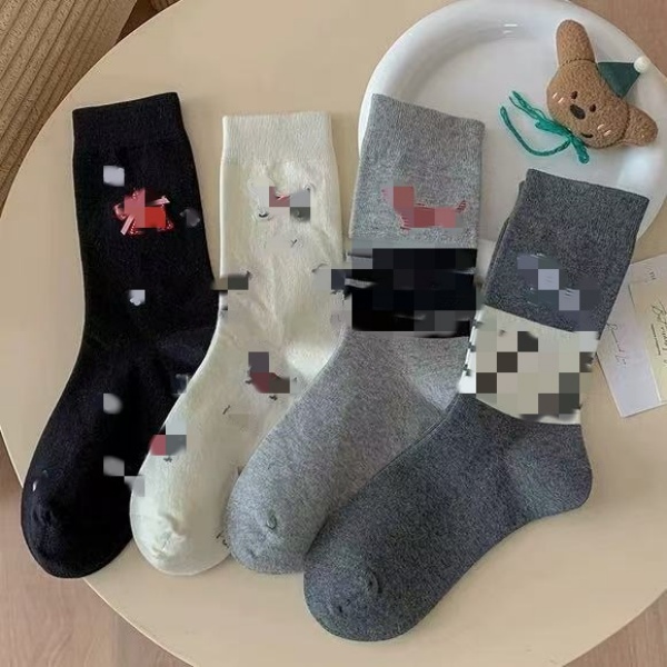 袜子女秋日限定重磅条纹可爱百搭卡通小狗氛围感穿搭情侣中筒袜子