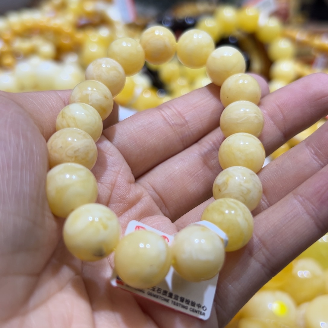 琥珀珠宝奇石未镶嵌