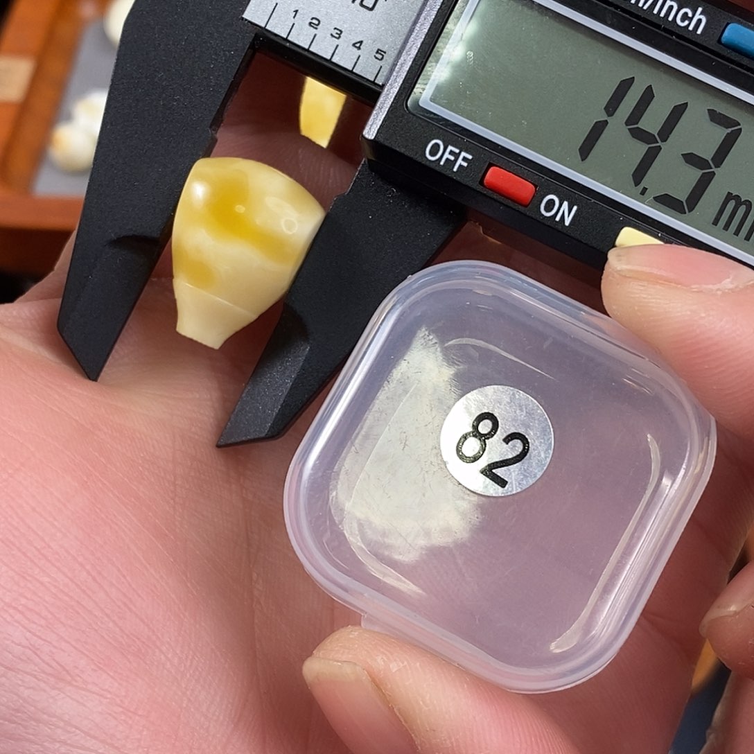 琥珀裸石未镶嵌微瑕