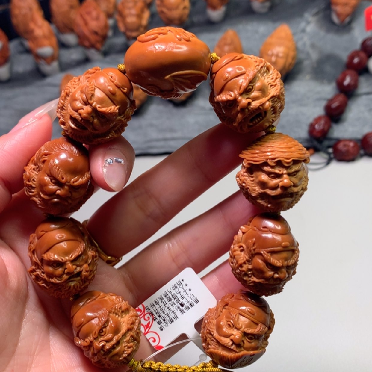 【闪购商品】橄榄核手串/手链榴**色钟馗手串