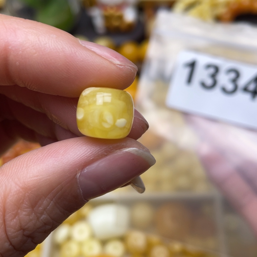 蜜蜡珠宝奇石未镶嵌11.6