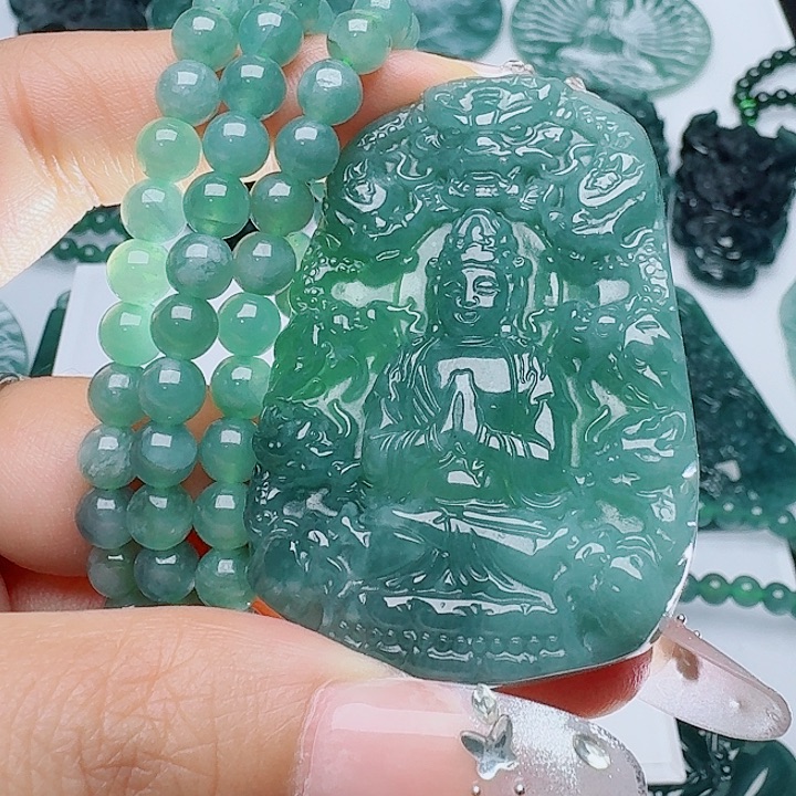 翡翠未镶嵌颈饰111
