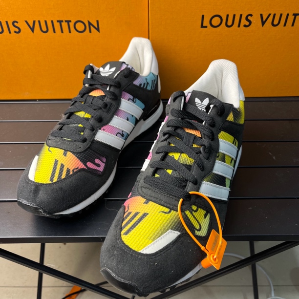 未使用 MM6 全新试穿阳/44.5码 偏小/ZX700 迈阿密 