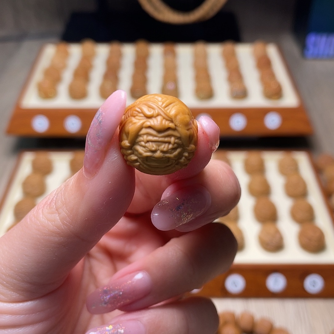 猴头核桃把件18左右猴头核桃海盗僧中僧