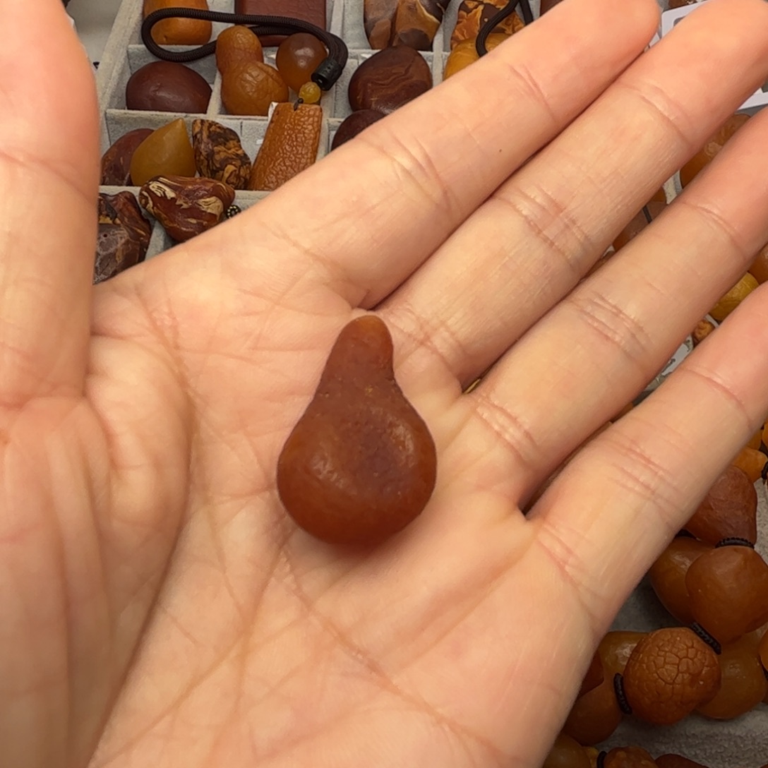 琥珀裸石未镶嵌天然蜜蜡吊坠