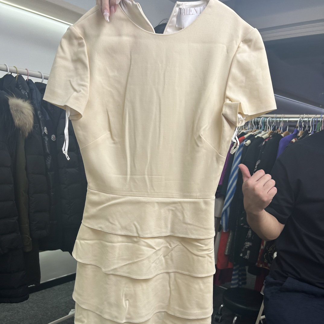 99新 Valentino/华伦天奴 HZ华伦天奴蛋糕连衣裙 h964