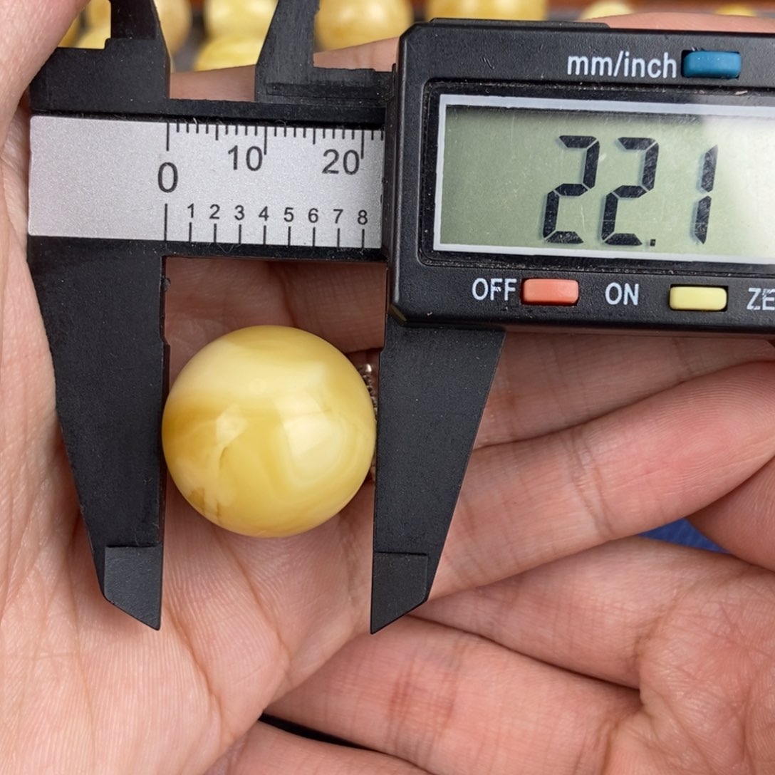 琥珀裸石未镶嵌蜜蜡