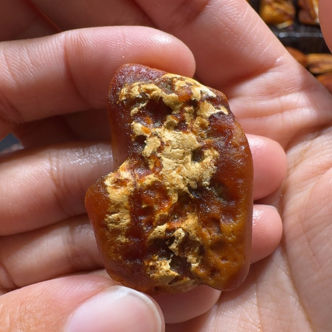 定制琥珀未镶嵌定制