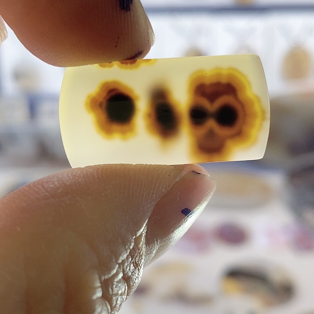 未镶嵌玛瑙/玉髓珠宝奇石时*