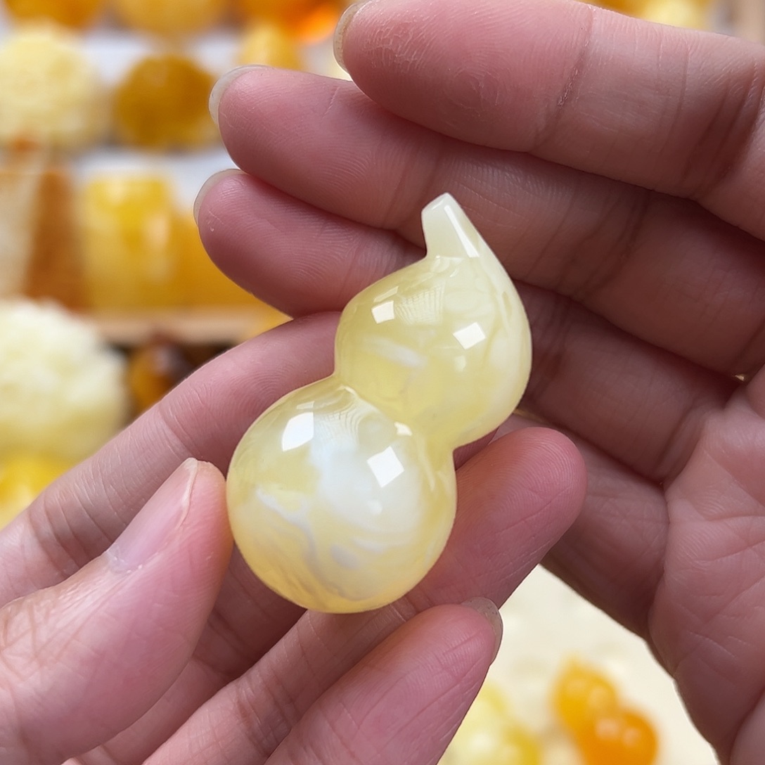 蜜蜡颈饰未镶嵌12.13g蜜蜡