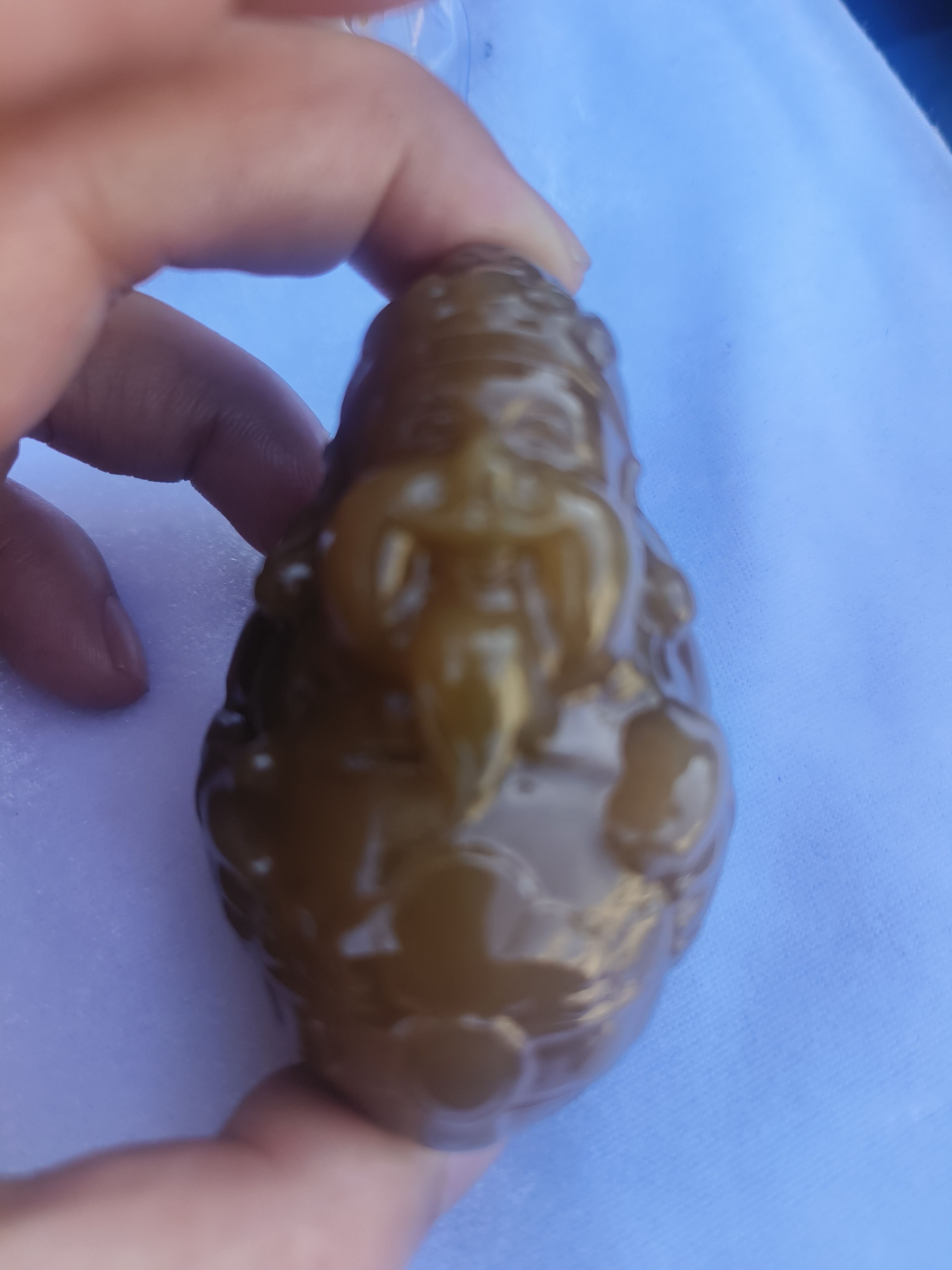 财神手把件色泽鲜艳油腻