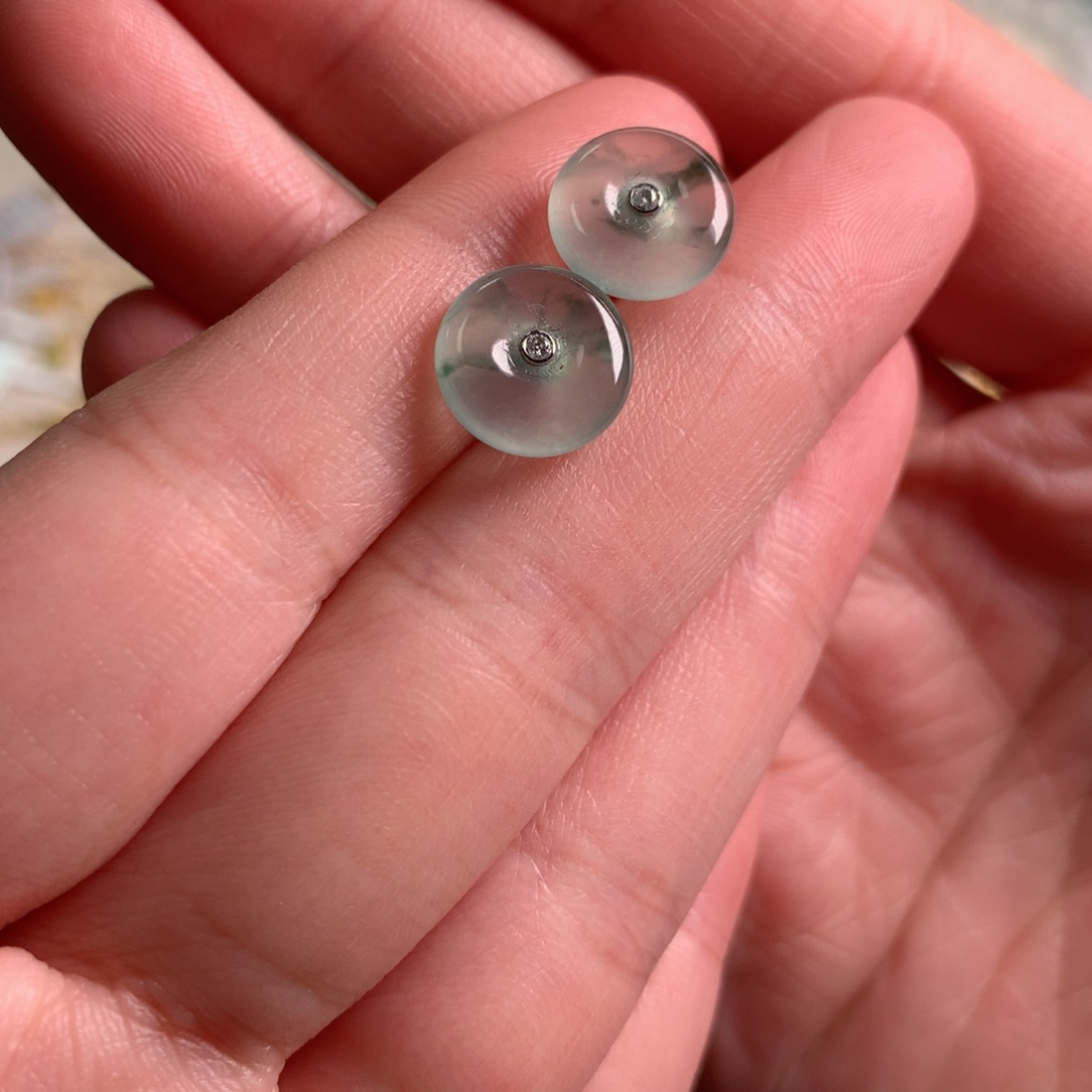 18K金镶嵌翡翠耳饰耳饰