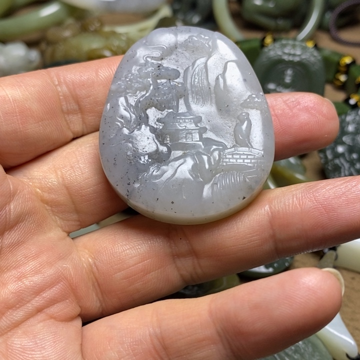 和田玉未镶嵌颈饰