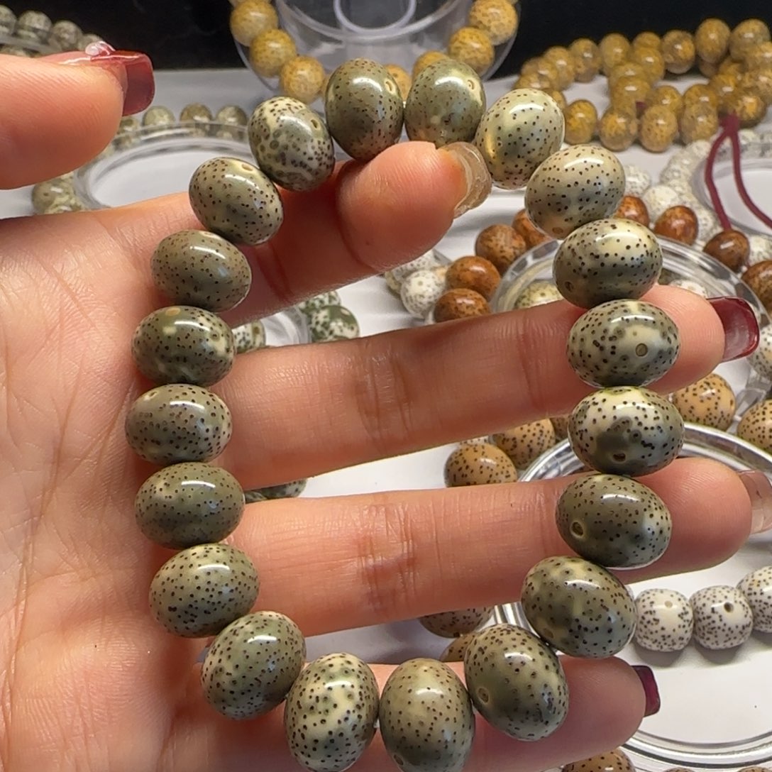 星月菩提吊坠王*宁1411苹果圆阴皮