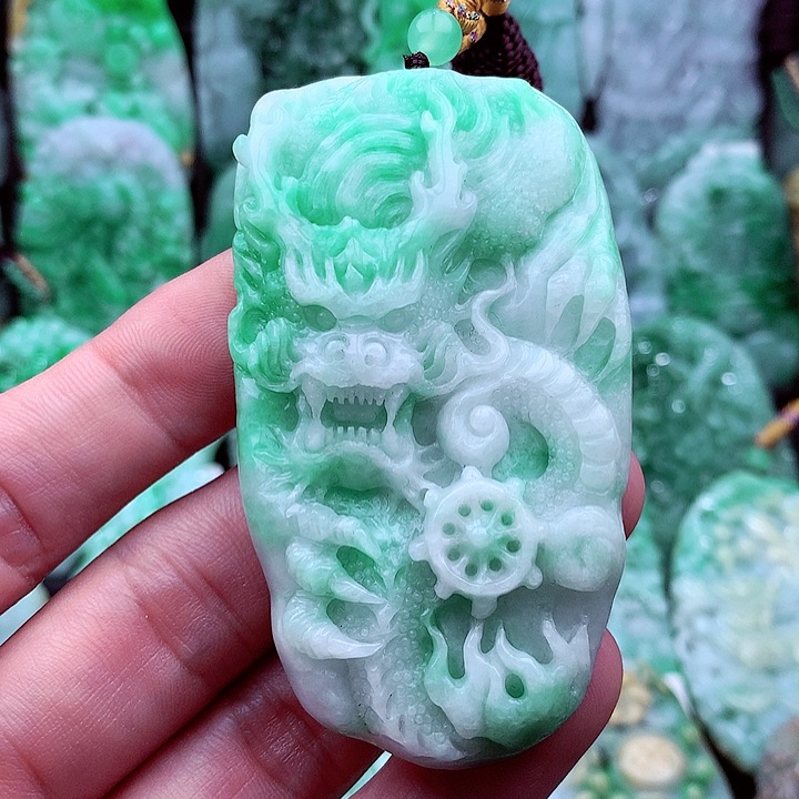 翡翠吊坠(不含链)未镶嵌