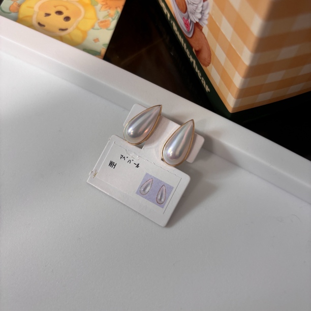 马贝粉泡泡水滴形状耳钉