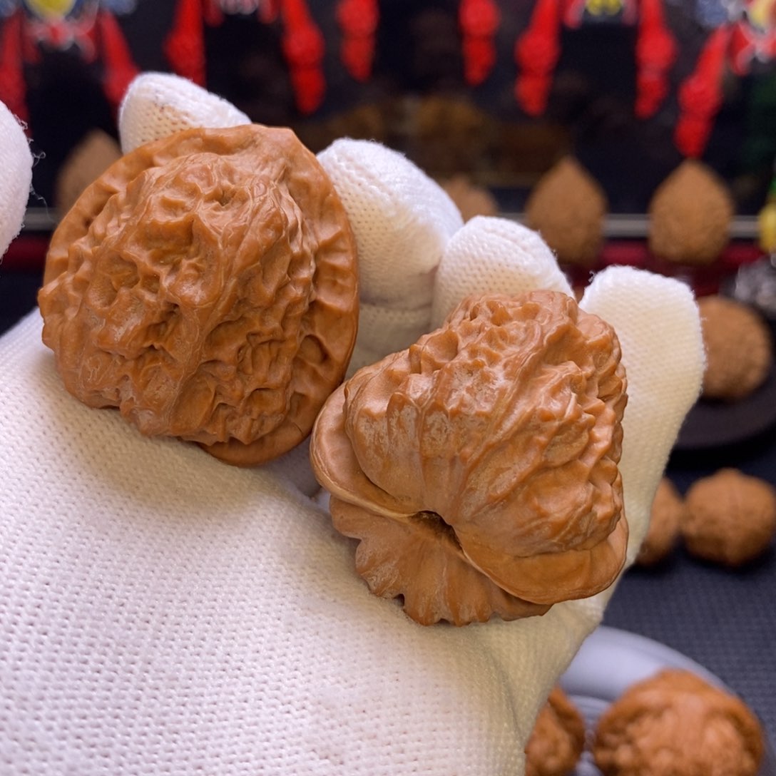 文玩核桃吊坠房山金蟾 野生