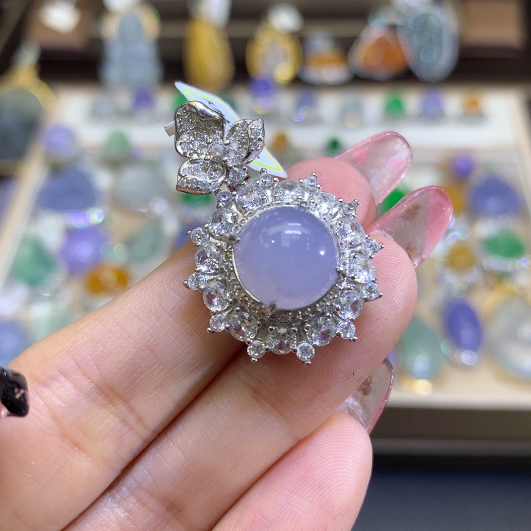 翡翠颈饰银S925镶嵌翡翠