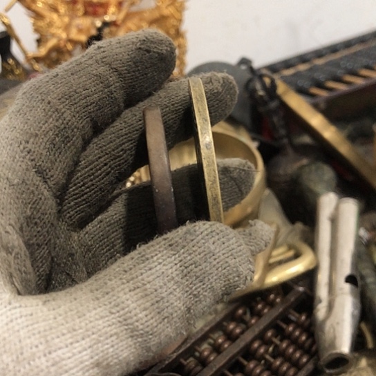 刘***星闪电购铜摆件工艺品