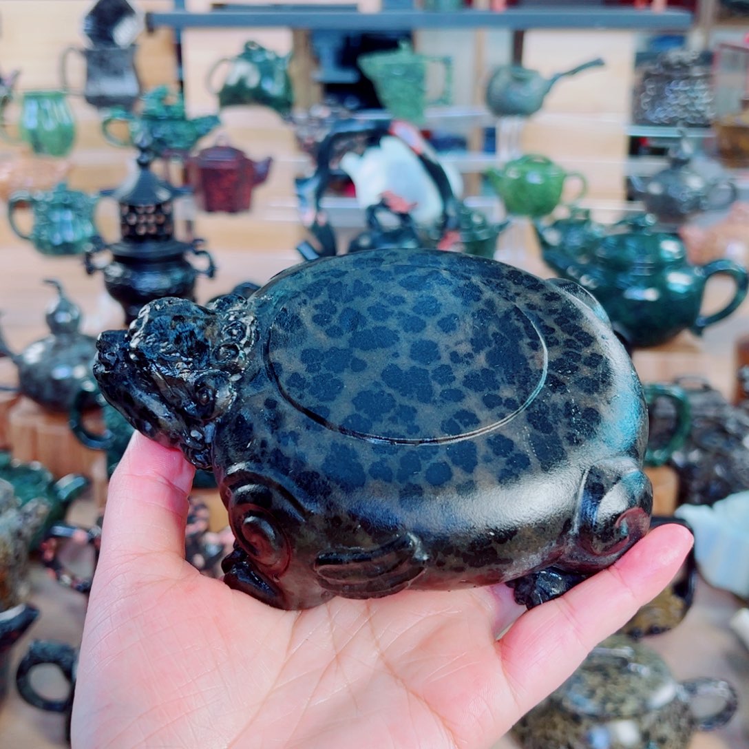 哼***哼天然石材手工雕刻