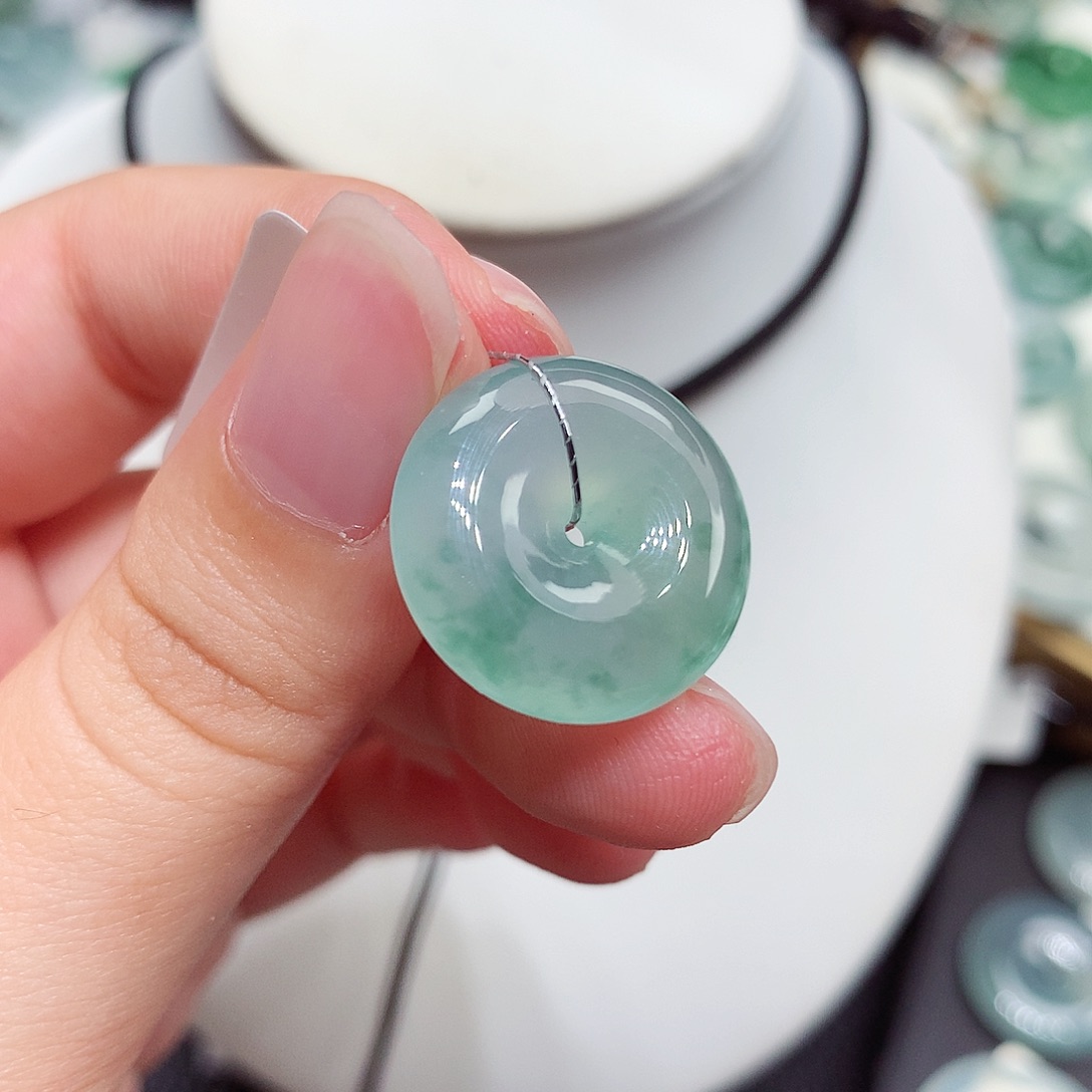 颈饰未镶嵌翡翠翡翠112，19/6