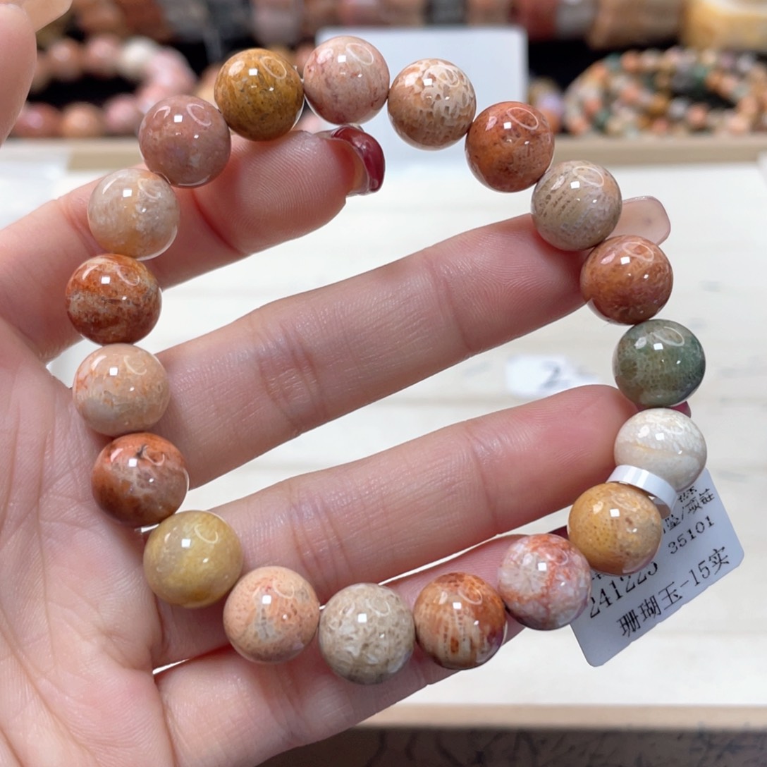 硅化珊瑚（珊瑚玉）手链未镶嵌铁****花073