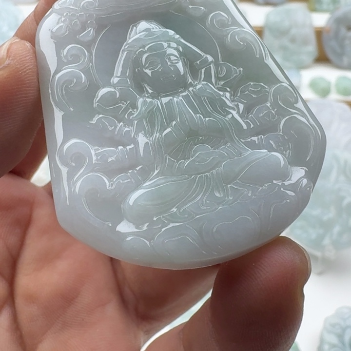翡翠未镶嵌颈饰天然缅甸A货翡翠
