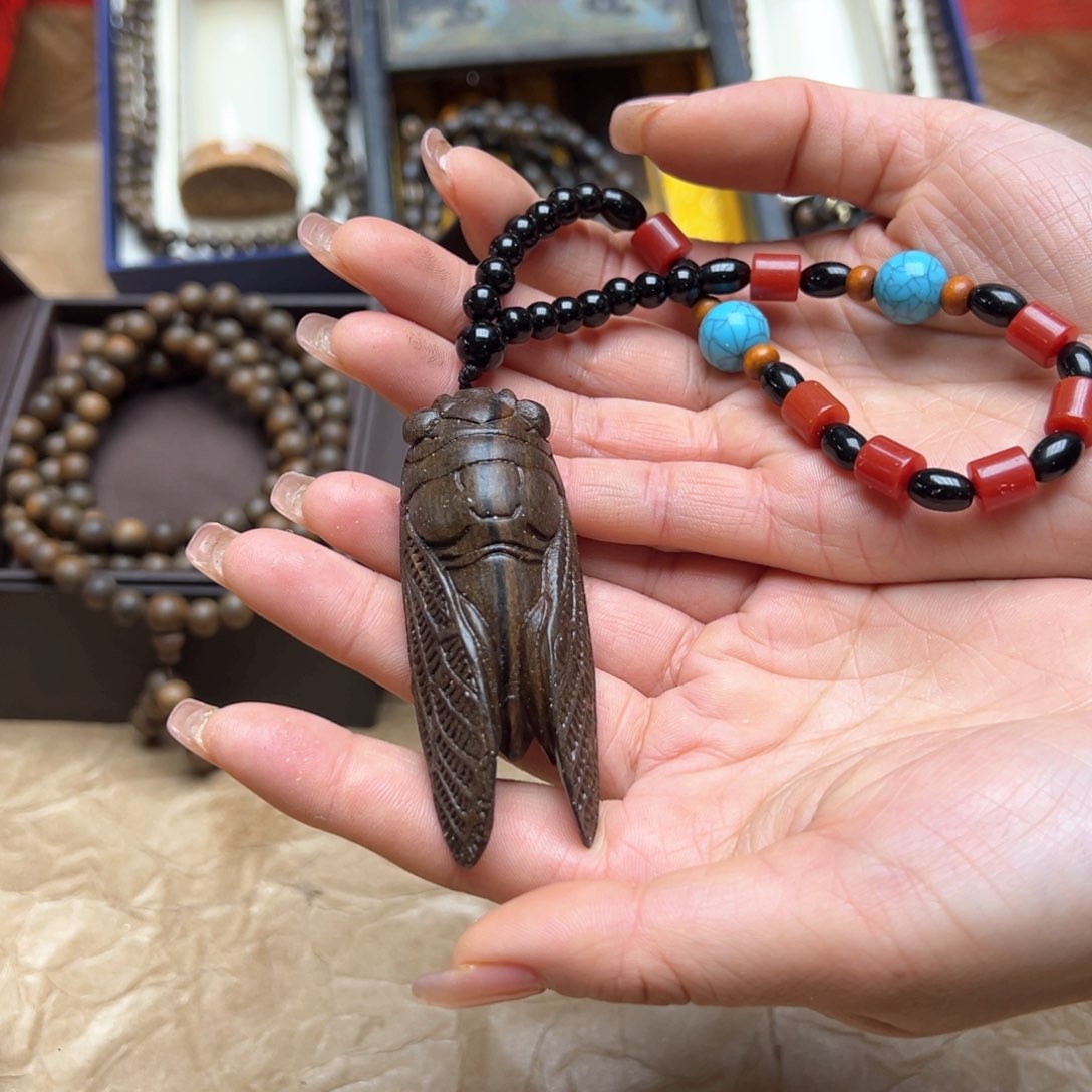 大叶紫檀（黑酸枝木类）