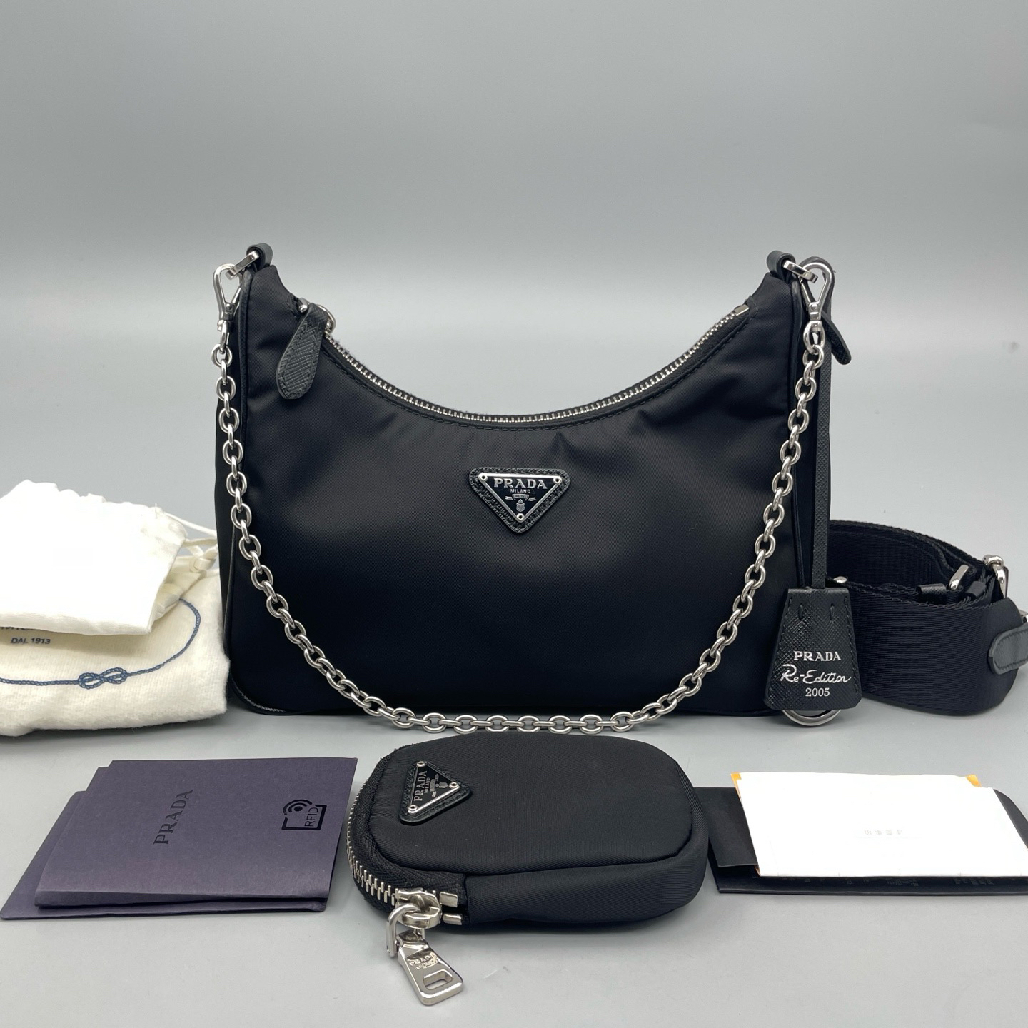 95新 Prada/普拉达 黑色尼龙Hobo三合一腋下包 尺寸21*12 A3372