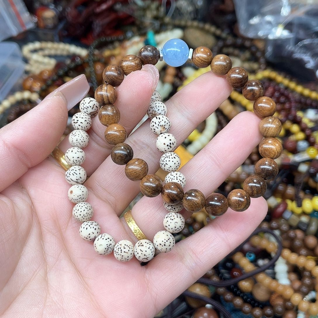 维腊木（绿檀）无事牌