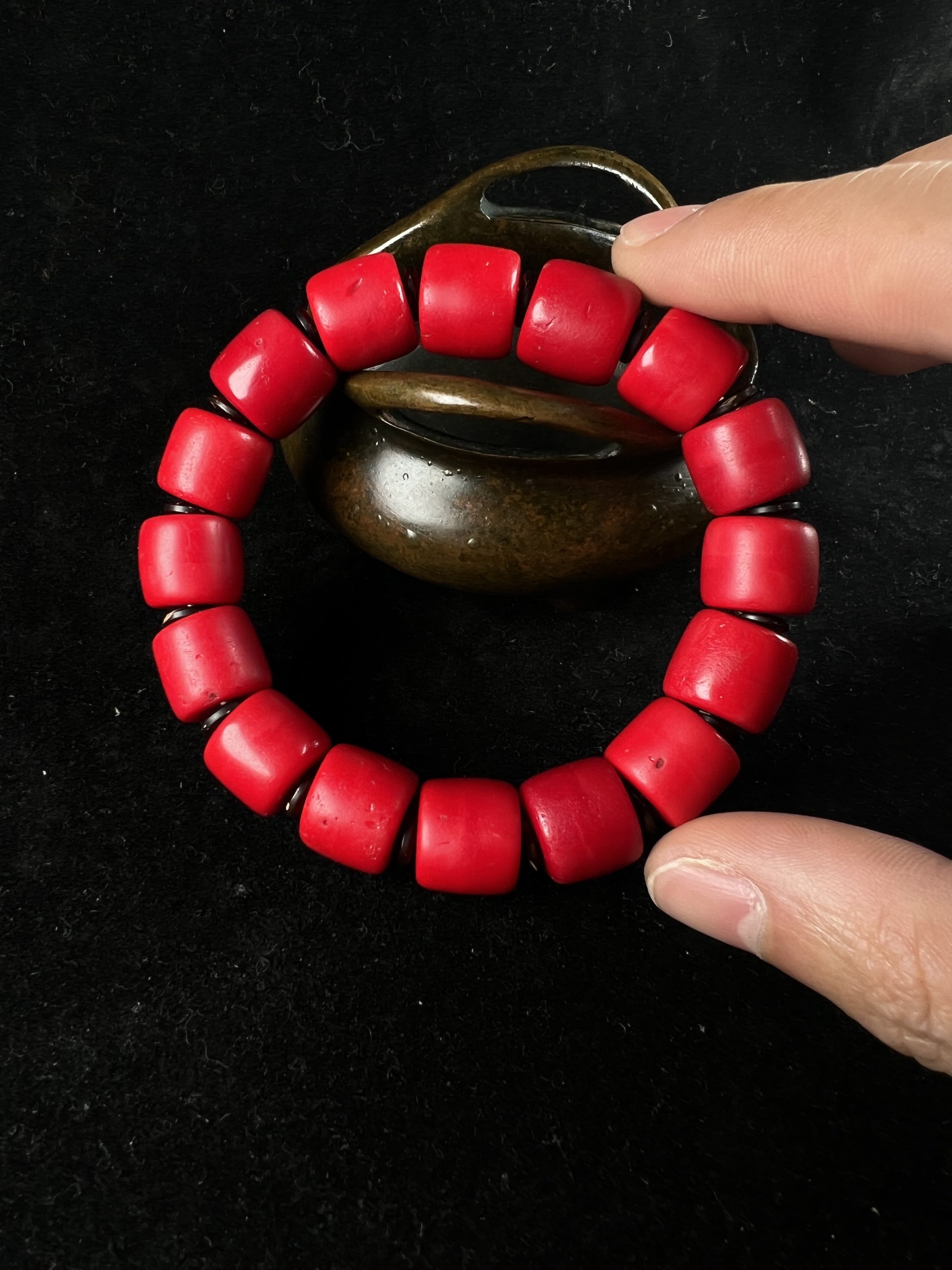 到清老雪巴珠夏尔巴珠牛血红手串