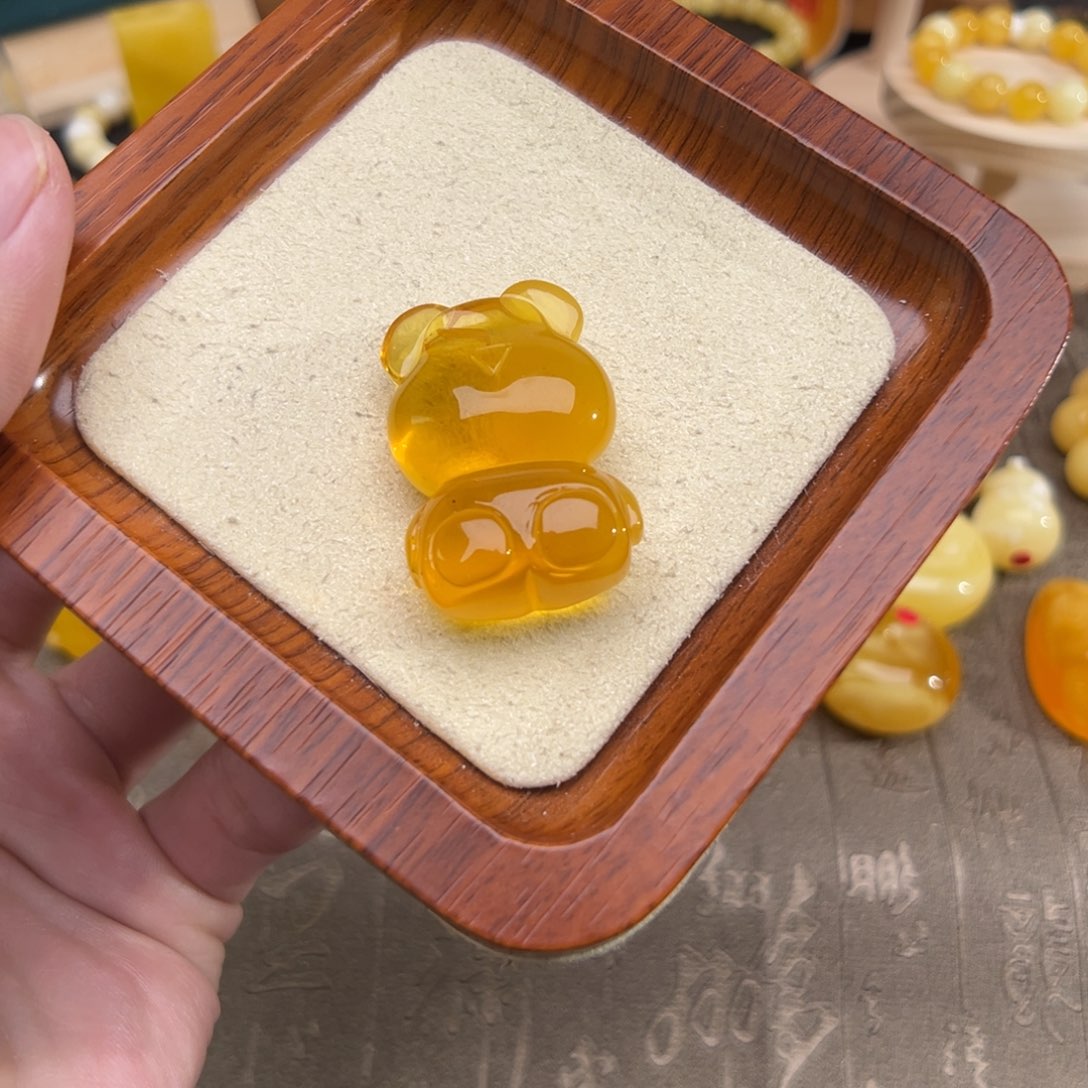 琥珀珠宝奇石未镶嵌琥珀珠宝奇石未镶嵌