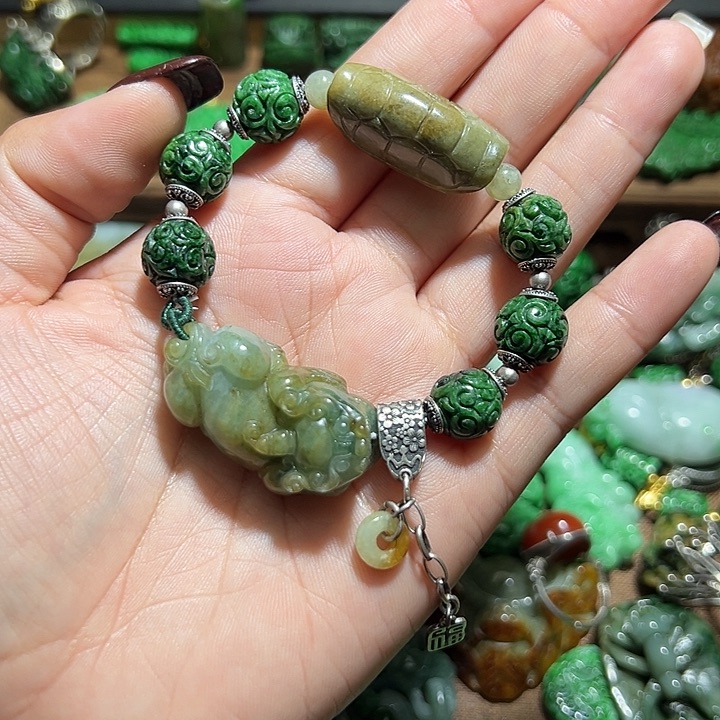 翡翠手串银S925镶嵌翡翠手串
