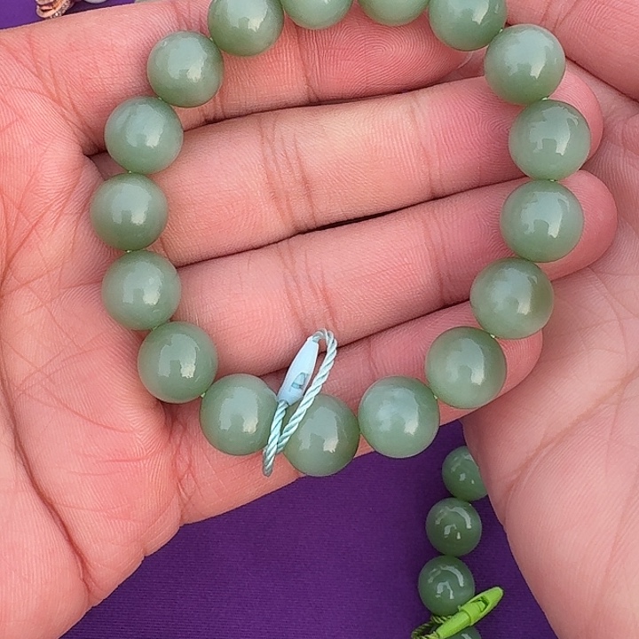 和田玉（碧玉）未镶嵌手串