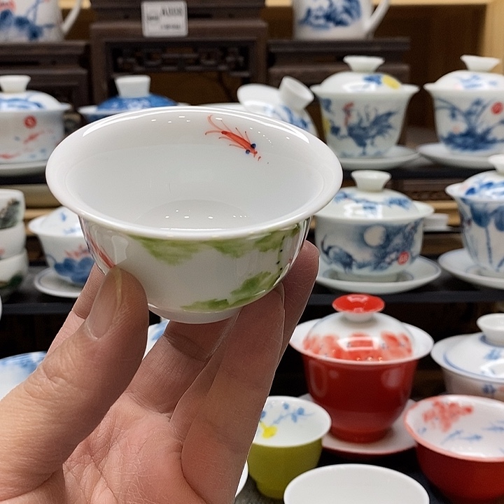 手绘微瑕荷花压手杯