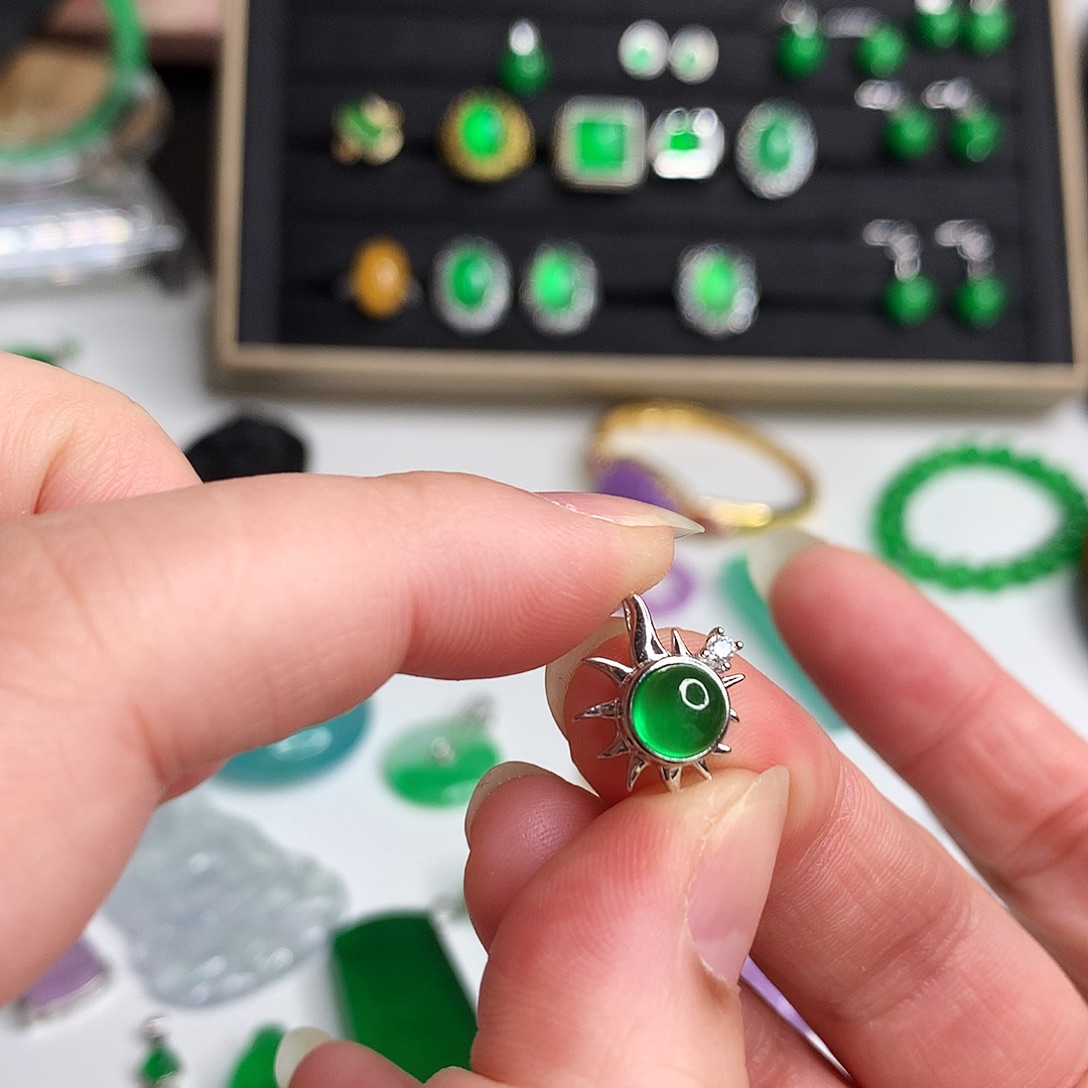 k***.翡翠银S925镶嵌手饰优化741