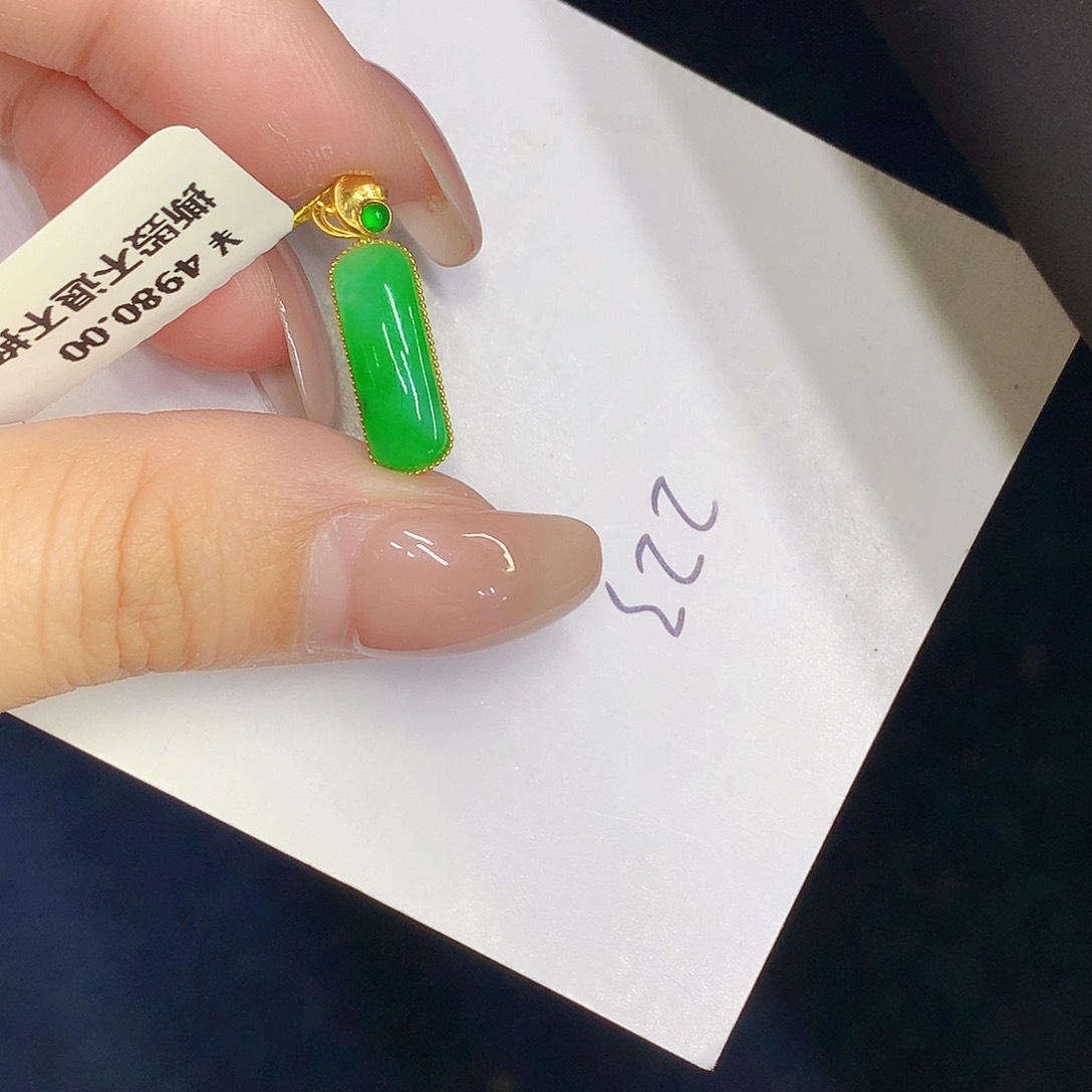 【闪购商品】翡翠18K金镶嵌颈饰000000000