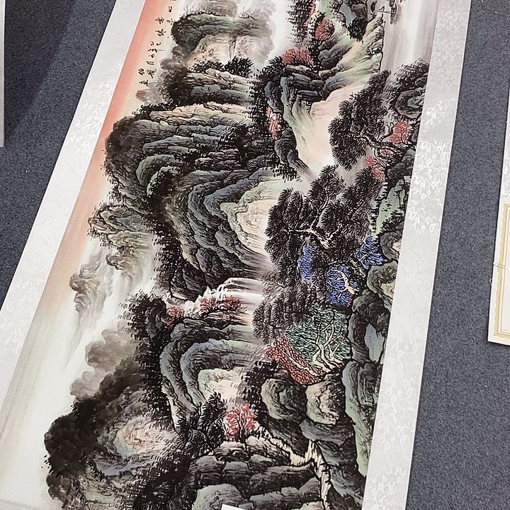 小耸作品美术欣赏
