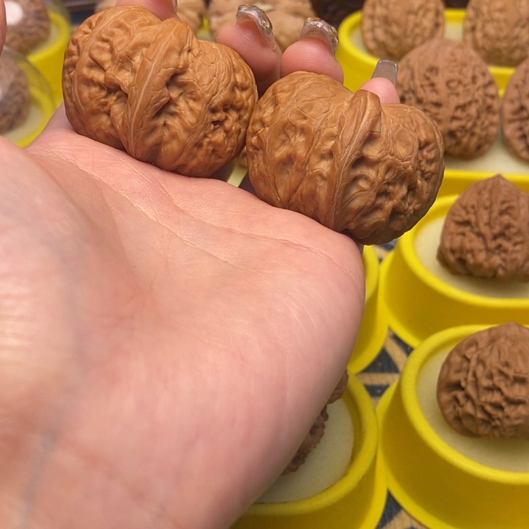 初***九把件文玩核桃43元宝