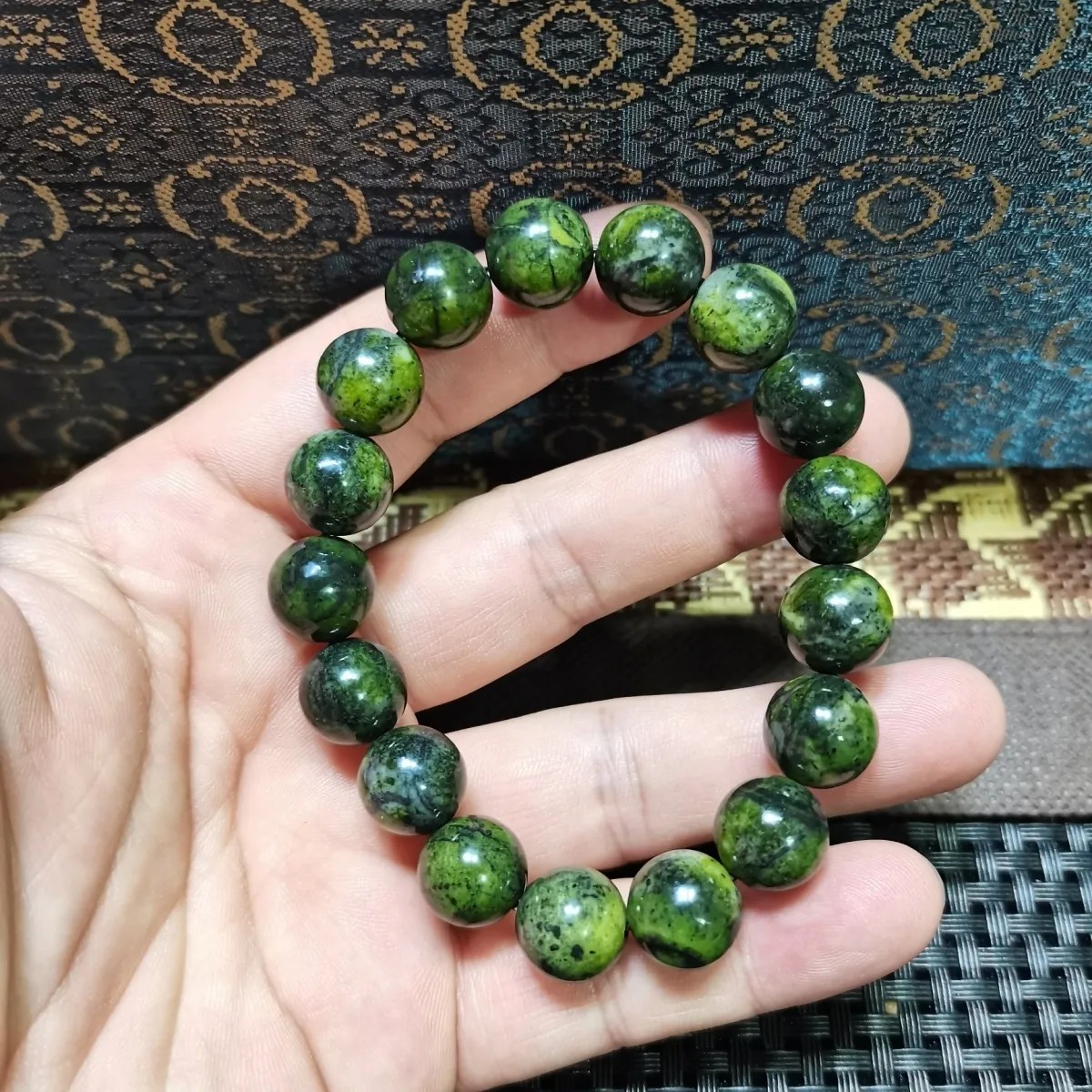 非金属布艺手链 西藏药王石藏玉黄翠绿卡12手串手链多样性发货