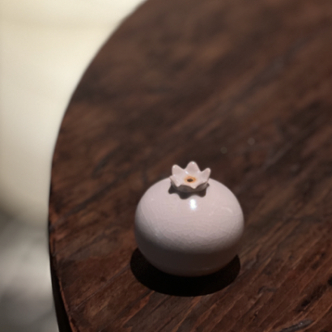 石榴线香香插，陶瓷摆件，可养开片